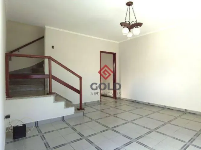 Sobrado com 3 dormitórios para alugar, 167 m² por R$ 3.870,00/mês - Vila Curuçá - Santo An