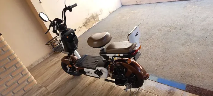 Vendo moto elétrica