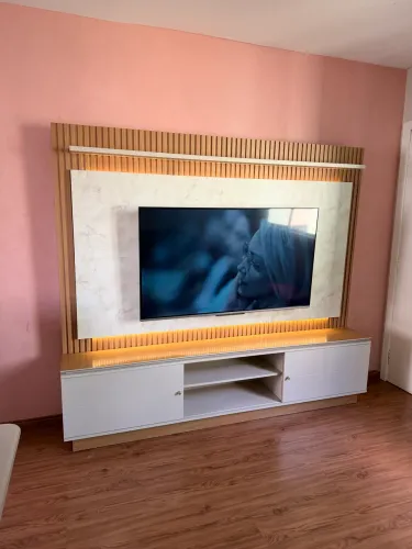 Rack/painel televisão