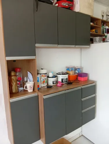 Vendo um conjunto de móveis e eletro 