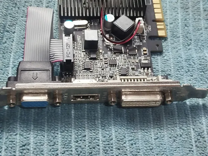 Vendo essa Placa de vídeo, funcionando.