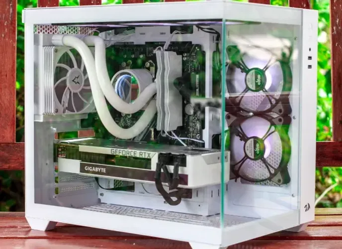 5700X - 16GB - RTX 3080