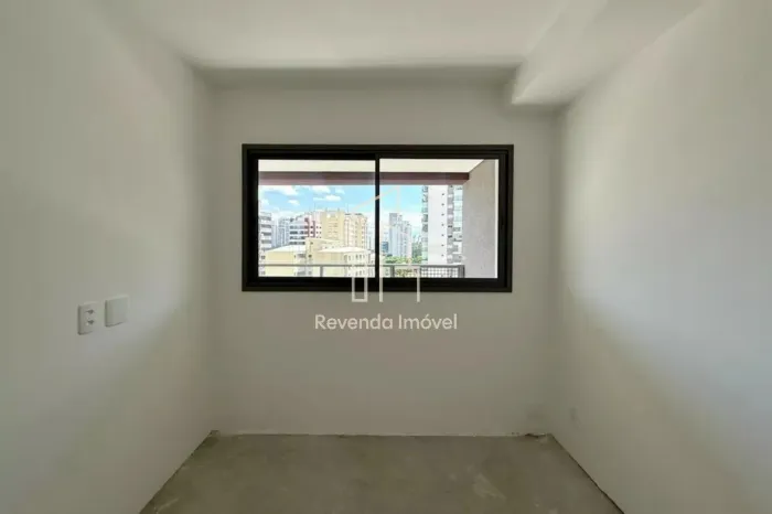 Apartamento à venda em Santo Amaro, São Paulo-SP: 2 quartos, 1 sala, 1 banheiro, 1 vaga de