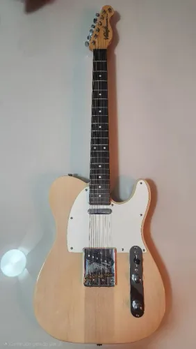 Guitarra Telecaster Vintage V62 Reissued