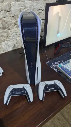 Ps5 FAT mídia física + 2 controles