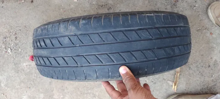 VENDO PNEU 13