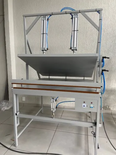 MAQUINA SELADORA PRENSA PARA TRAVESSEIRO EDREDON A VACUO SELADORA SELAPLAST