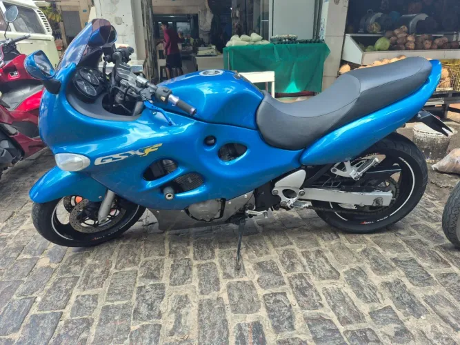Suzuki GSX 750F