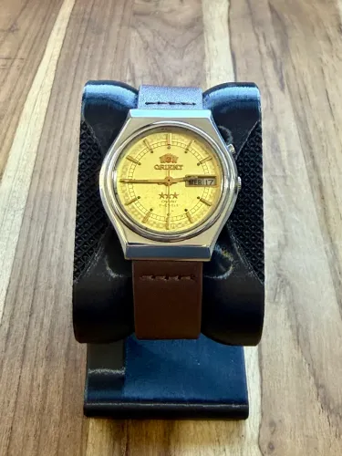 Relógio Orient Textura Gold - 1980