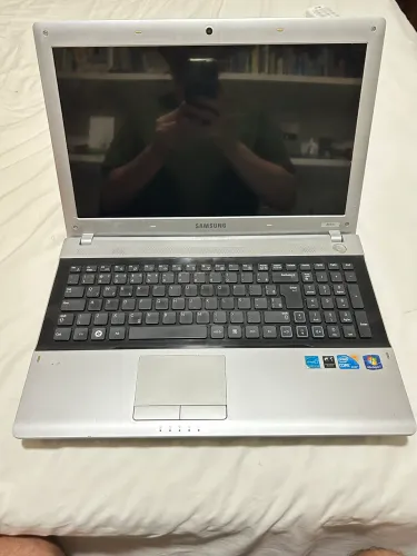 Notebook samsung i3 4gb 240gb