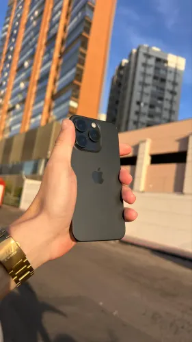 iPhone 15 pro 128gb
