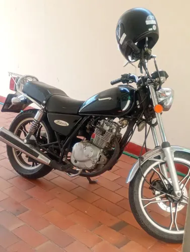Moto intruder