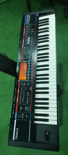 Teclado sintetizador Juno G