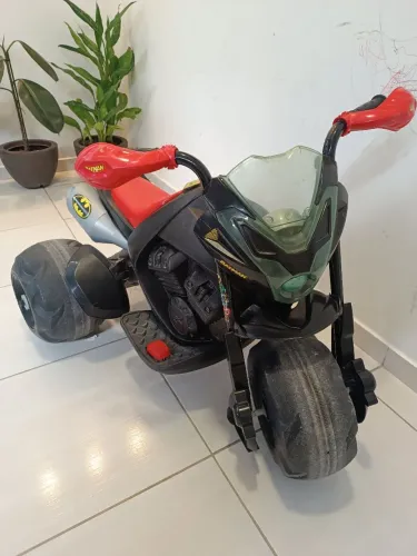 Moto elétrica bandeirante Batima