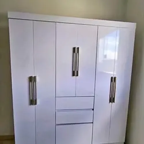 Guarda Roupa Solteiro 6 portas e 2 gavetas e sapateira novo direto da fabrica 