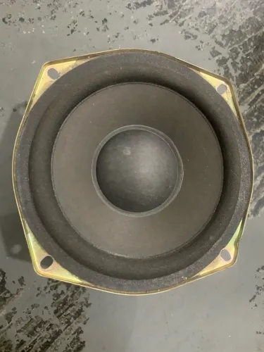 Alto falante (subwoofer) 5? (13cm) 4 ohms /20watts