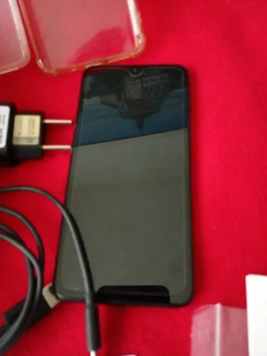 Moto G8 Play 32 GB 2RAM preto onix