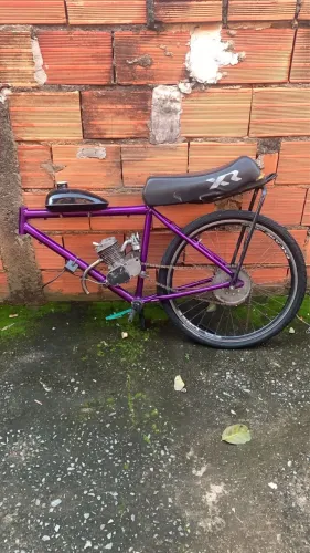 VENDE-SE MOTORIZADA 80 cc
