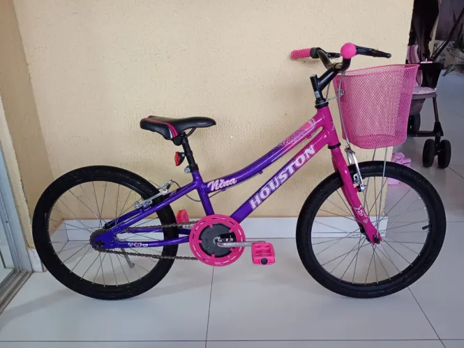 Bicicleta infantil lilás aro 20