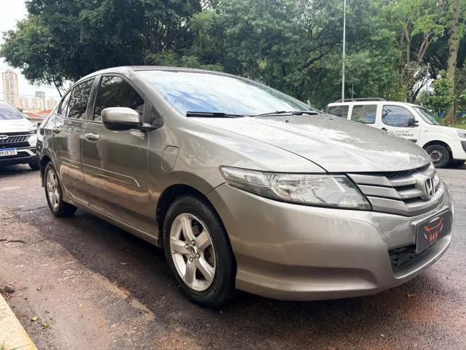 Honda City Sedan LX 1.5 Flex 16V 4P Mec. 2012