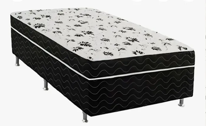 Vendo cama de solteiro por 400,00. Pouco tempo de uso.