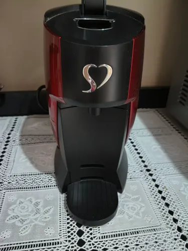 Cafeteira Três Corações 