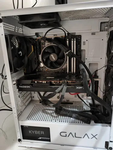 Pc completo AMD sem monitor.