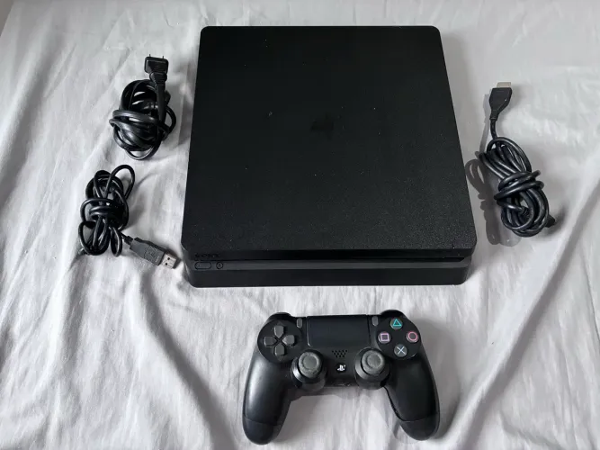 Playstation 4 Slim 500GB ÚNICO DONO