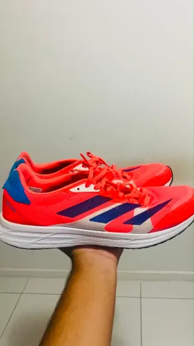 Tênis Adidas
