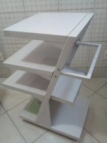 Carrinho para aparelho de estética