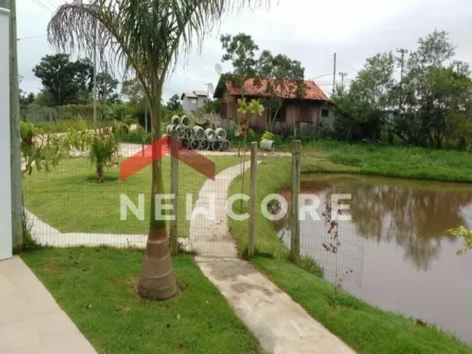 Casa em Estrada Geral Ressacada - Ressacada - Garopaba/SC