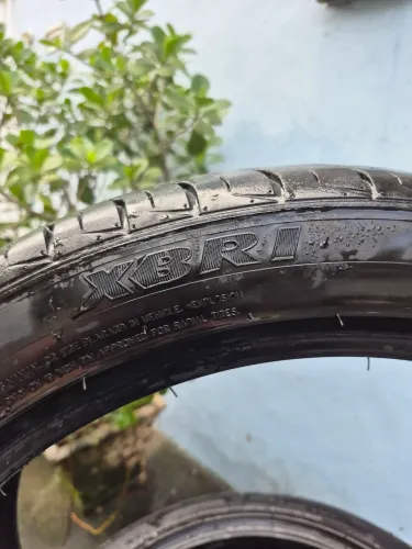 Vendo peneu XBRI 225/45 ARO 19