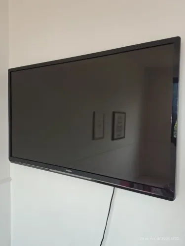 Tv Philips Led borda Fina 42 Polegadas 