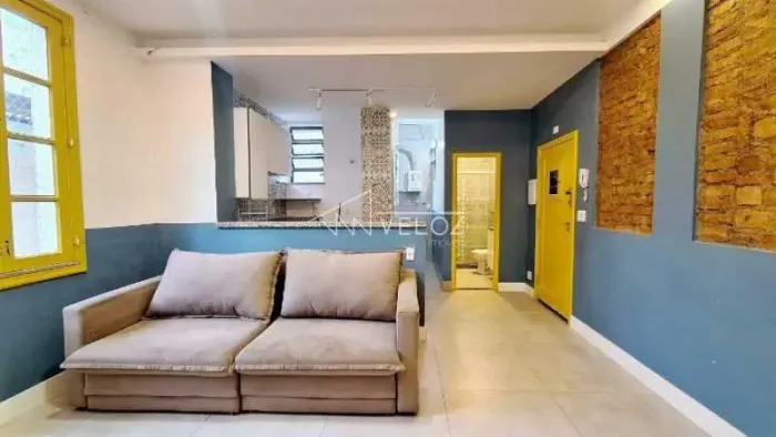 Apartamento - / Residencial / Catete