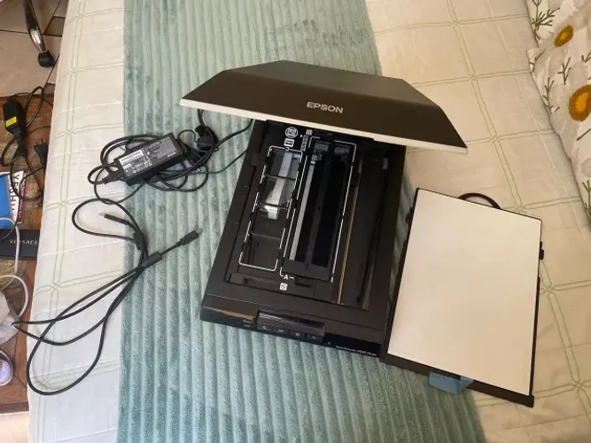 Scanner Epson V550