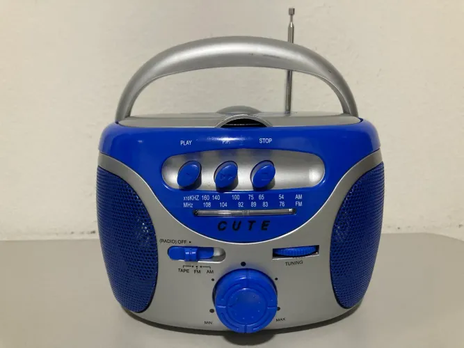 Rádio CUTE AM/FM Radio Cassette
