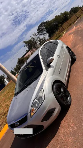 Ford Focus 1.6 S/se/se Plus Flex 8v/16v 5P 2010