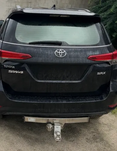 Reboque Sw4 Hilux Inox Cromado Original 