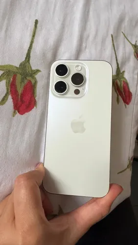 iPhone 15 Pro Branco - Única dona