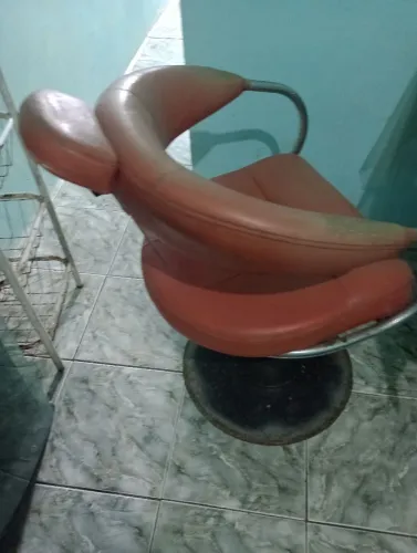 Cadeira rotativa para salão