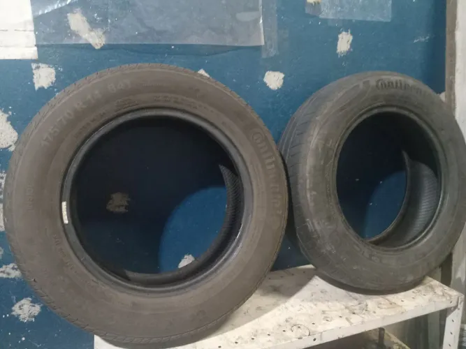 SÃO 02 PNEUS DA CONTINENTAL USADOS 175/70R14 84T.