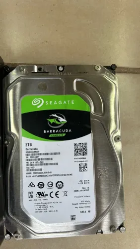HD 2tb SEAGATE BARRACUDA