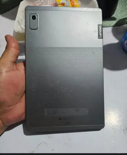 Vendo tablet lenovo m9