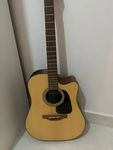 VIOLÃO TAKAMINE