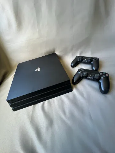 PS4 PRO DE UM TERA