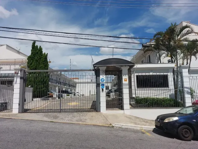 À Venda Casa em Condomínio com 2 Suítes no Bairro Vila Formosa São Paulo
