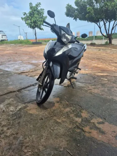 Vendi ou troco em pop com minha torna