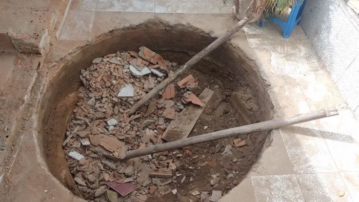 Vendo um tanque de 5 litros pô 700 reais