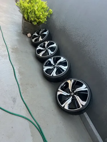 Rodas aro 20 Honda civic Zeradas!