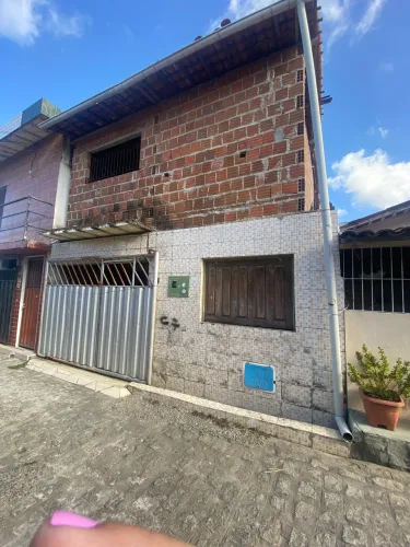Casa na Torre / Expedicionários - Brasília de Palha